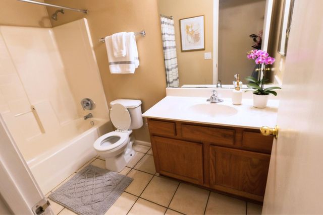 10326 W Missouri Avenue, Glendale, AZ 85307