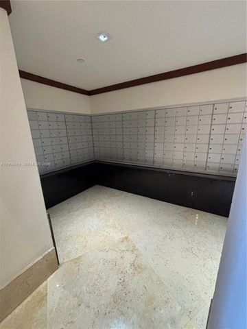 3300 NE 191st Street 1403, Aventura, FL 33180
