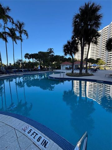 3300 NE 191st Street 1403, Aventura, FL 33180