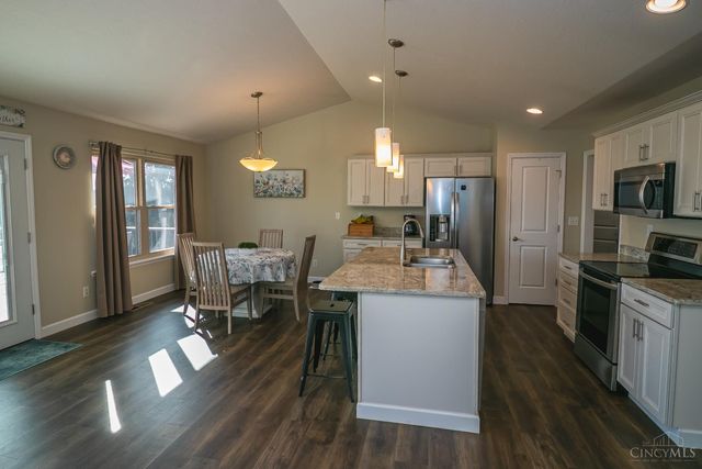 1331 Peregrine Way, Hamilton, OH 45013