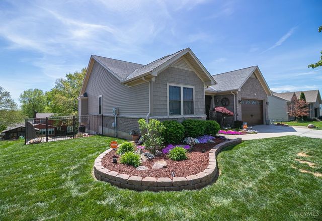 1331 Peregrine Way, Hamilton, OH 45013