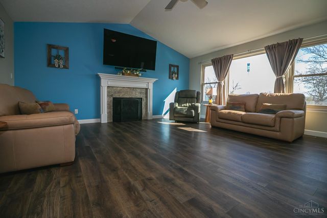 1331 Peregrine Way, Hamilton, OH 45013
