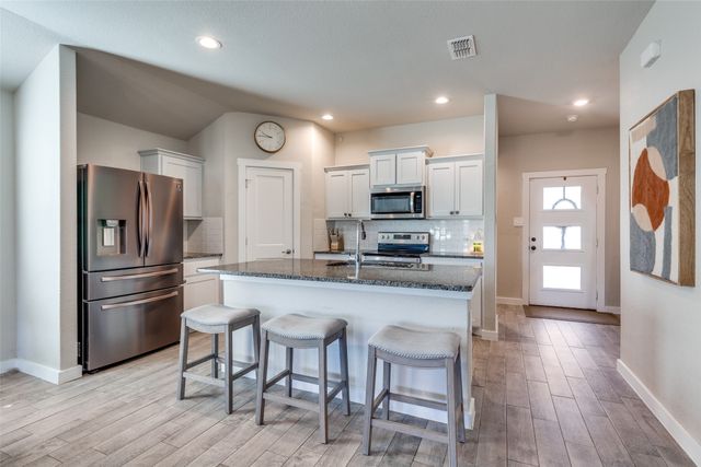 9324 Herringbone Drive, Fort Worth, TX 76131