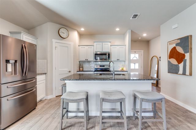 9324 Herringbone Drive, Fort Worth, TX 76131