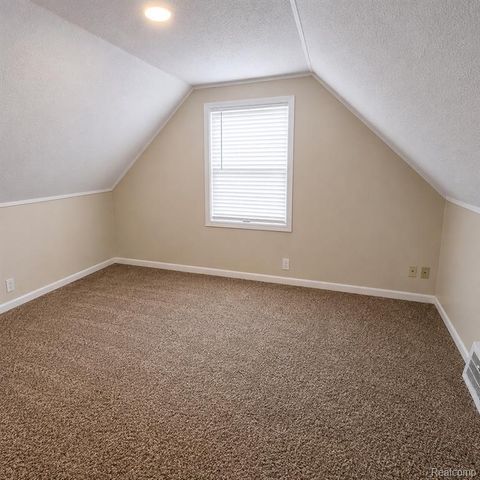 34290 Richard Street, Wayne, MI 48184