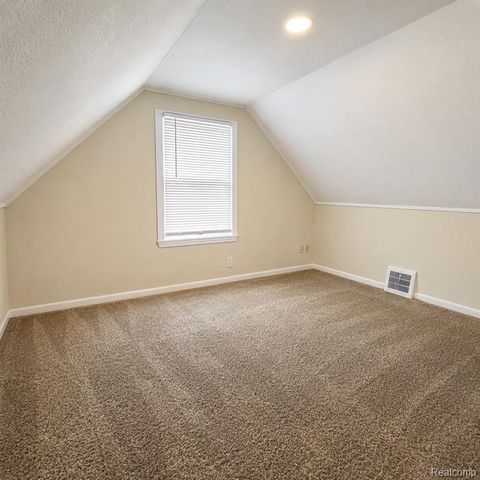 34290 Richard Street, Wayne, MI 48184