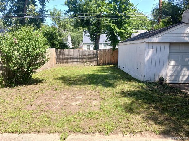 34290 Richard Street, Wayne, MI 48184