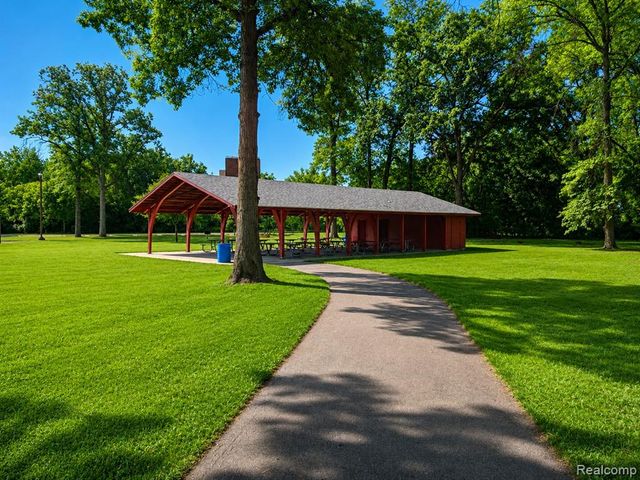 34290 Richard Street, Wayne, MI 48184