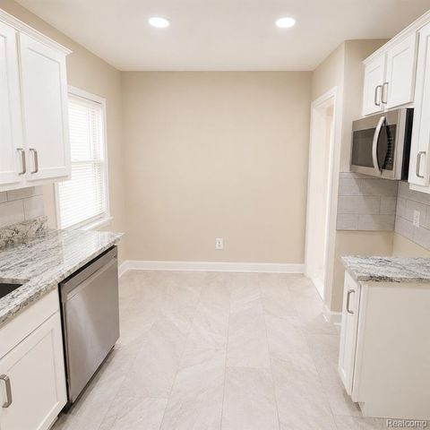 34290 Richard Street, Wayne, MI 48184