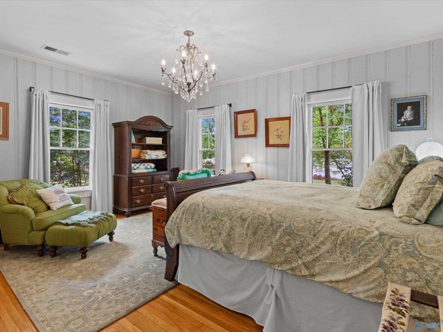 306 E Washington Street, Athens, AL 35611