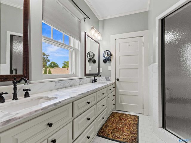 306 E Washington Street, Athens, AL 35611