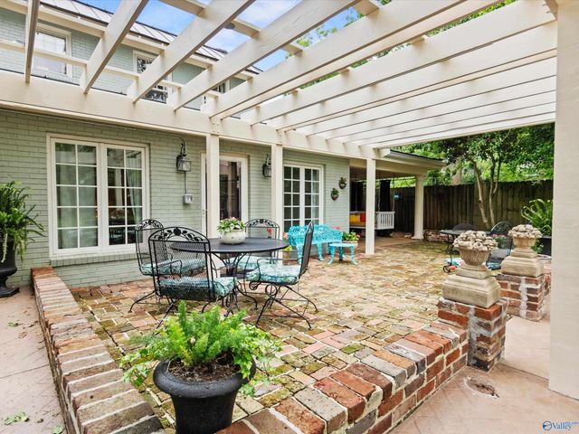 306 E Washington Street, Athens, AL 35611