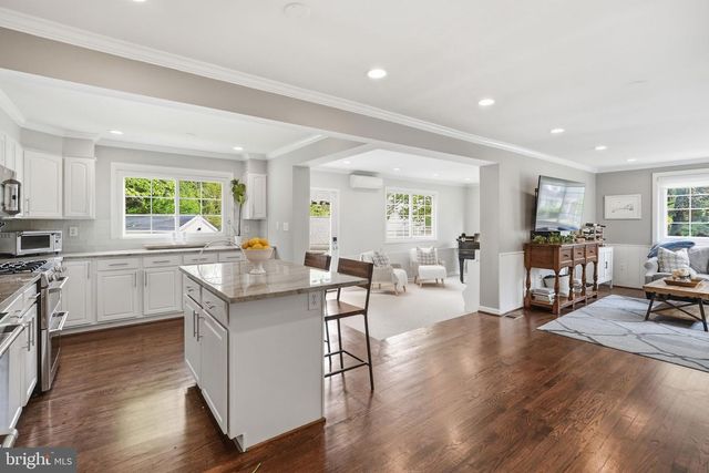 6207 ADELAIDE DR, Bethesda, MD 20817