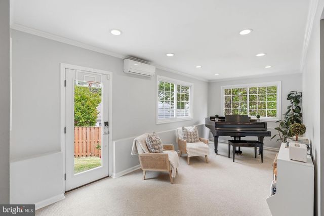 6207 ADELAIDE DR, Bethesda, MD 20817