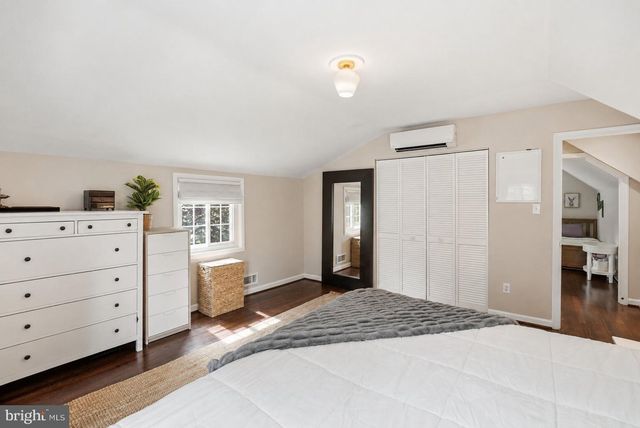 6207 ADELAIDE DR, Bethesda, MD 20817