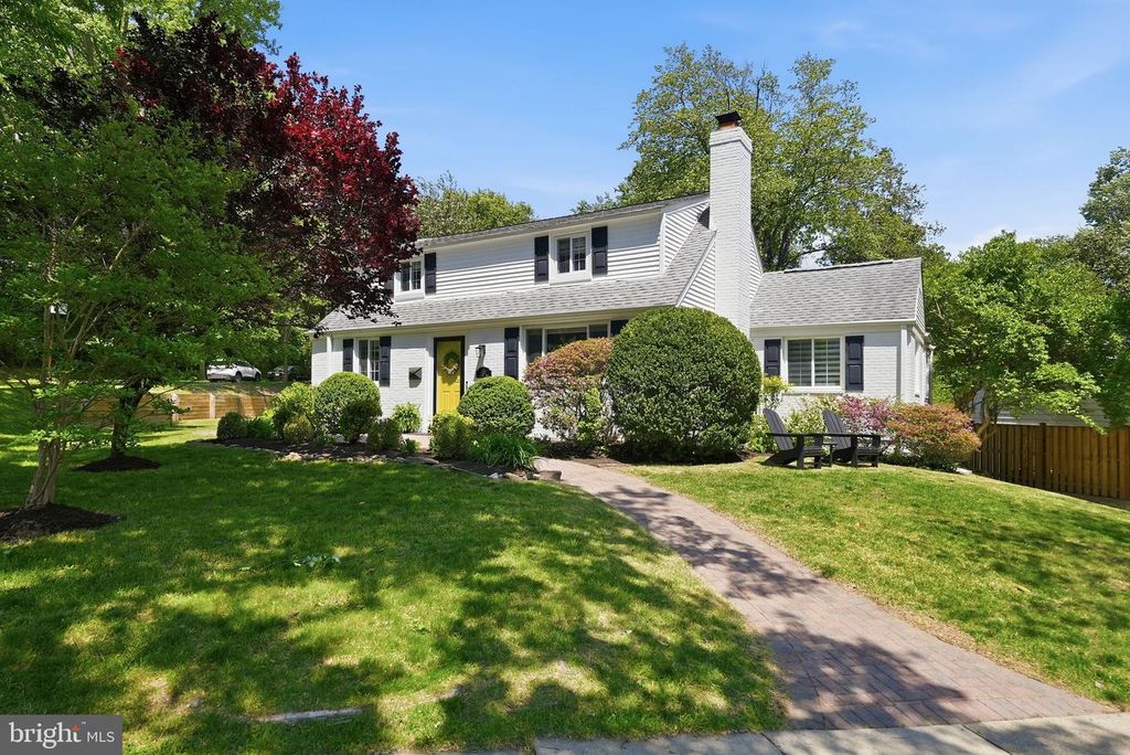 6207 ADELAIDE DR, Bethesda, MD 20817