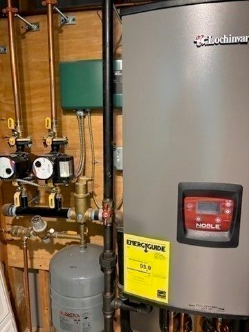 225 Golden Hill Ave, Haverhill, MA 01830