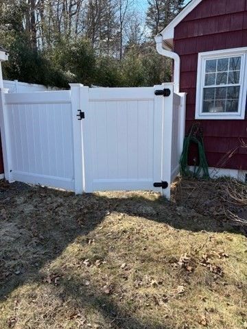 225 Golden Hill Ave, Haverhill, MA 01830