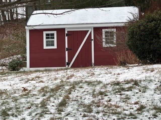 225 Golden Hill Ave, Haverhill, MA 01830