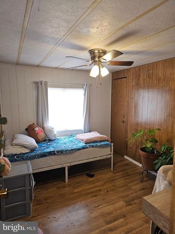 14 SHIPPENSBURG MOBILE ES TP-, Shippensburg, PA 17257