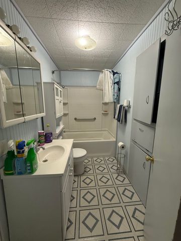 511 Short St, Daingerfield, TX 75765