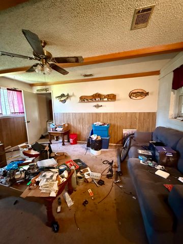 511 Short St, Daingerfield, TX 75765