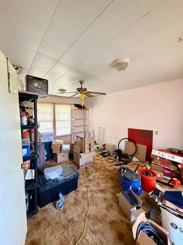 511 Short St, Daingerfield, TX 75765