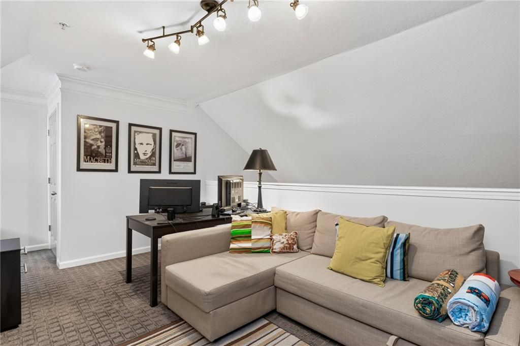 Image 33 of property listing at 4307 Westchester Ridge NE, Brookhaven, GA 30319