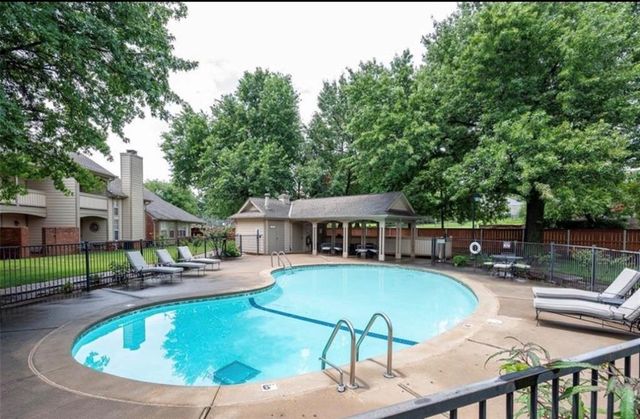 11819 Red Oak Way, Oklahoma City, OK 73162