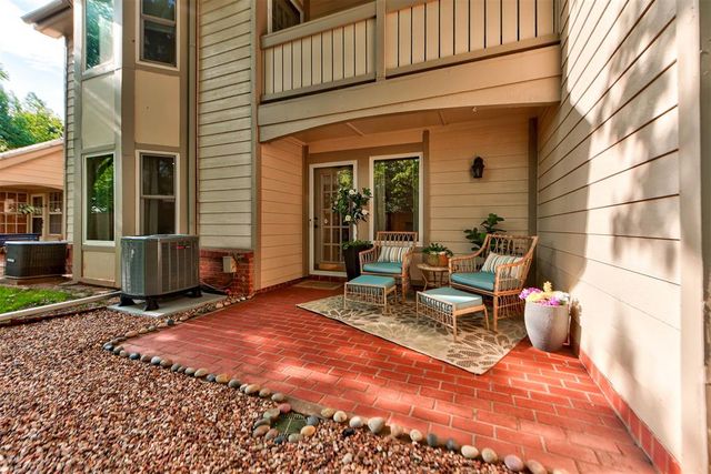 11819 Red Oak Way, Oklahoma City, OK 73162