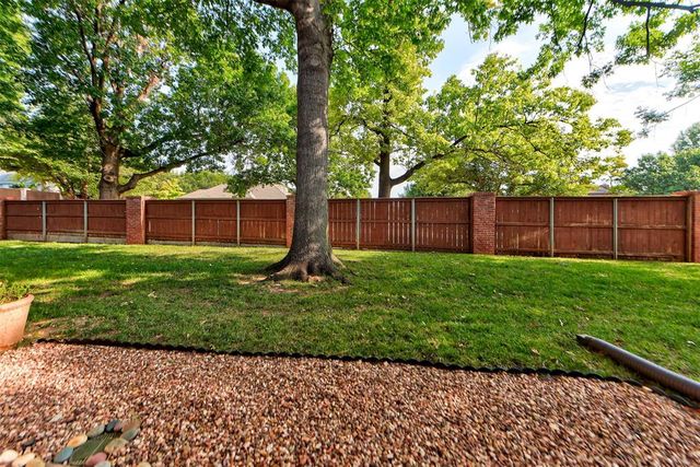 11819 Red Oak Way, Oklahoma City, OK 73162