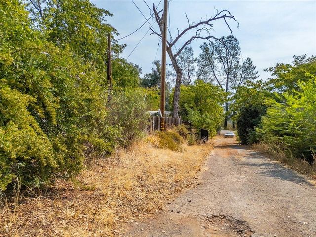 12125 Shaver Lane, Redding, CA 96003