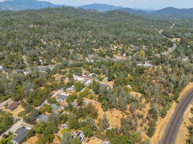 12125 Shaver Lane, Redding, CA 96003