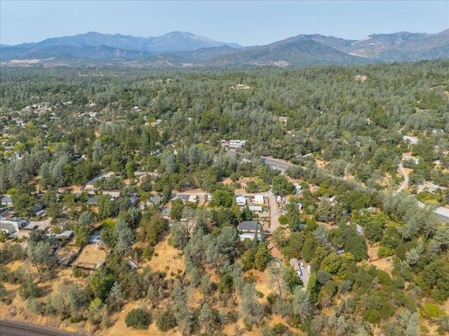 12125 Shaver Lane, Redding, CA 96003