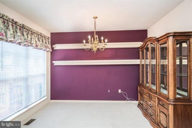 8359 REGAL OAK CT, Springfield, VA 22152