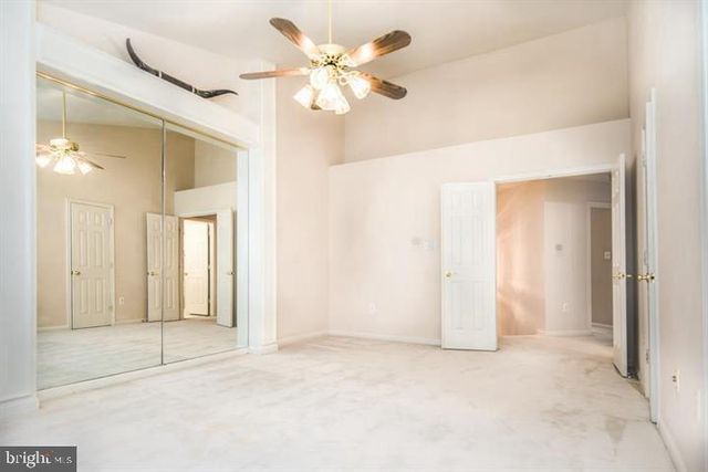 8359 REGAL OAK CT, Springfield, VA 22152