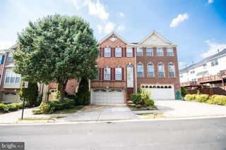 8359 REGAL OAK CT, Springfield, VA 22152