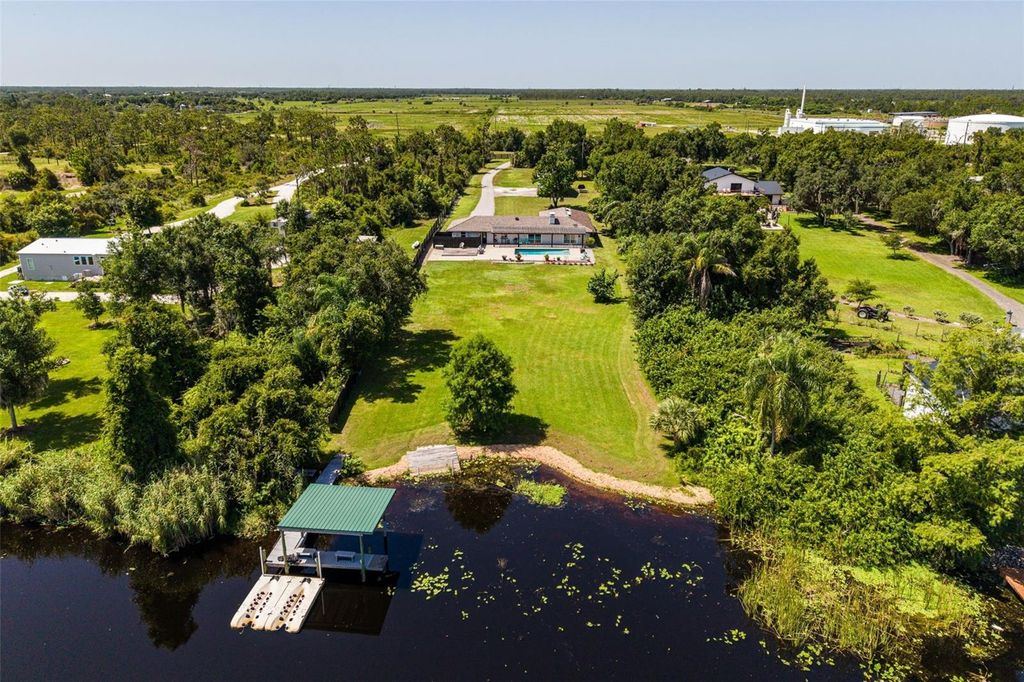 37951 WASHINGTON LOOP ROAD, Punta Gorda, FL 33982