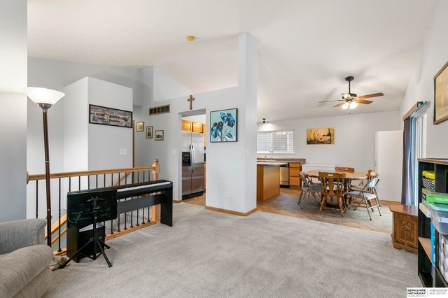 5701 S 96th Street, Lincoln, NE 68526