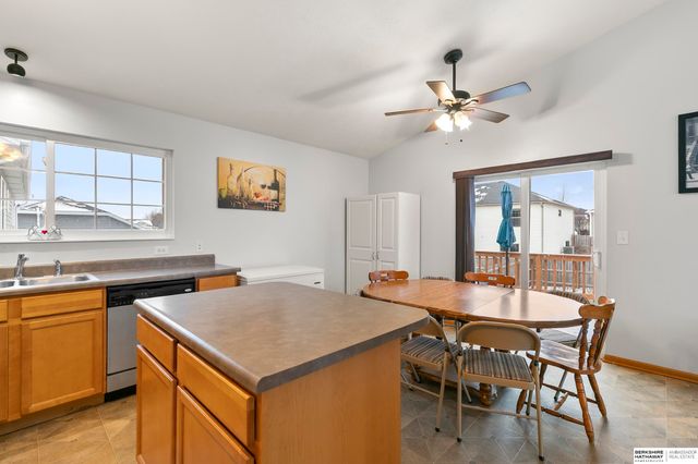 5701 S 96th Street, Lincoln, NE 68526