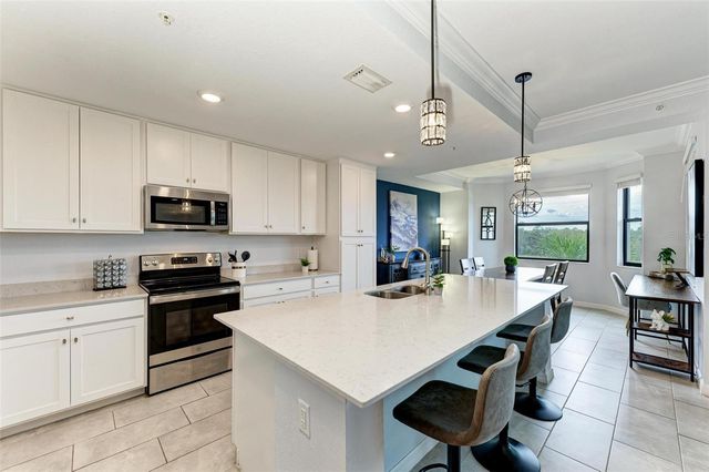 17902 GAWTHROP DRIVE 307, Lakewood Ranch, FL 34211