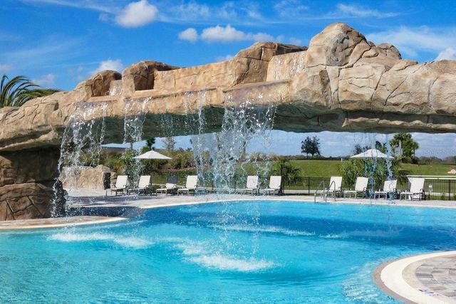 17902 GAWTHROP DRIVE 307, Lakewood Ranch, FL 34211