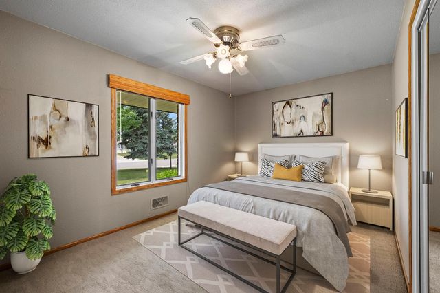 9137 11th Avenue S, Bloomington, MN 55420