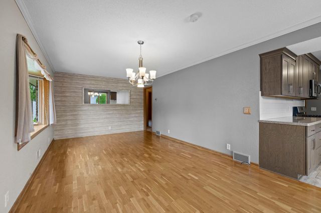 9137 11th Avenue S, Bloomington, MN 55420