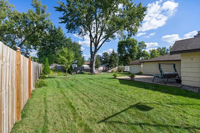 9137 11th Avenue S, Bloomington, MN 55420
