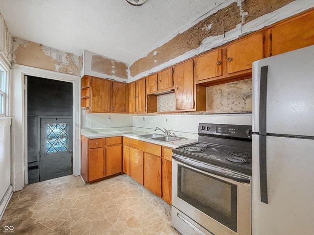 626 N Emerson Avenue, Indianapolis, IN 46219