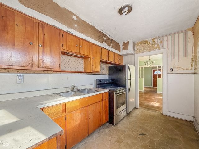 626 N Emerson Avenue, Indianapolis, IN 46219