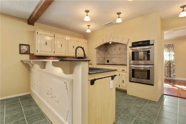 2514 W Orleans Drive, Rogers, AR 72758