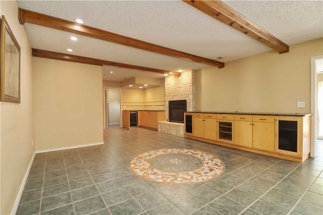 2514 W Orleans Drive, Rogers, AR 72758