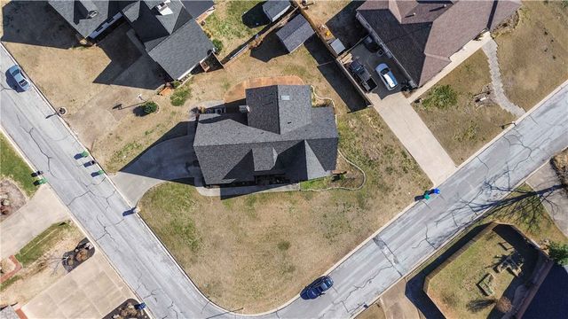 2514 W Orleans Drive, Rogers, AR 72758